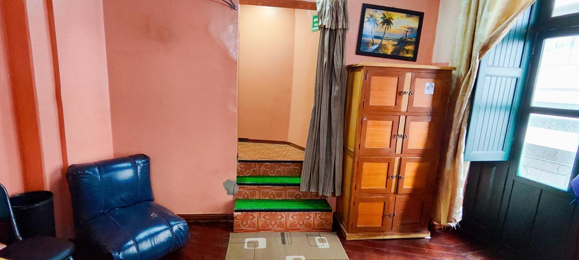 Hostal Latitud Ecuem Quito Exterior photo